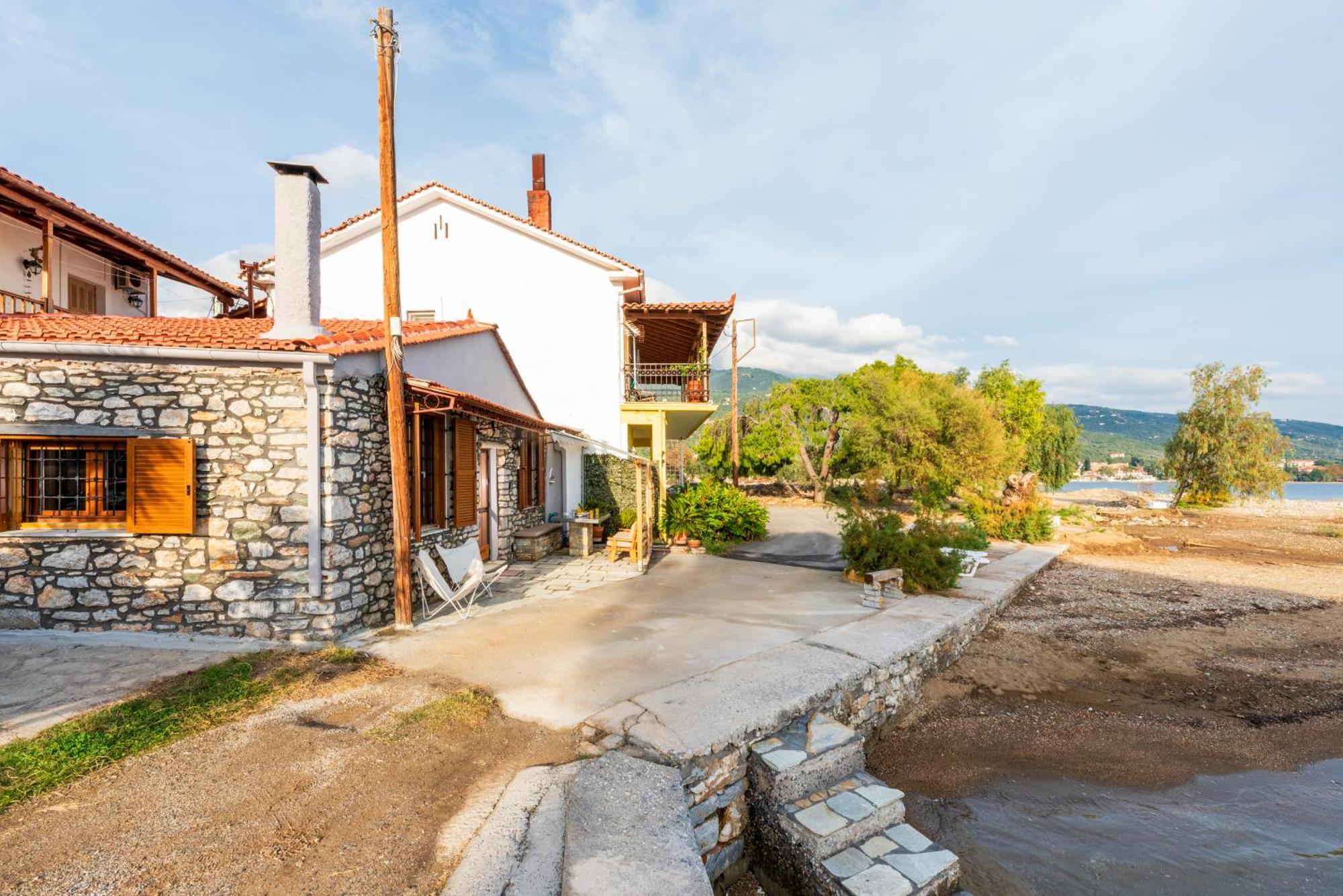 The Sea Front Fisherman'S House Kato Gatzea Bagian luar foto
